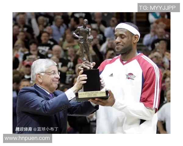 詹姆斯的传奇之路：从篮球新星到全球体育偶像的成长历程